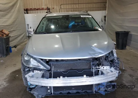 2018 Chrysler Pacifica Touring L из США, поврежденный, VIN 2C4RC1BG1JR294787